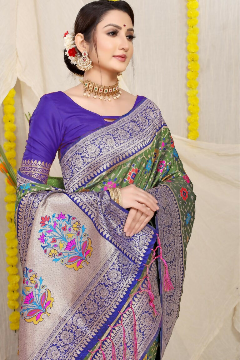 Jyoti Fashion Women's Green Patola Silk Zari Woven Saree with Blouse