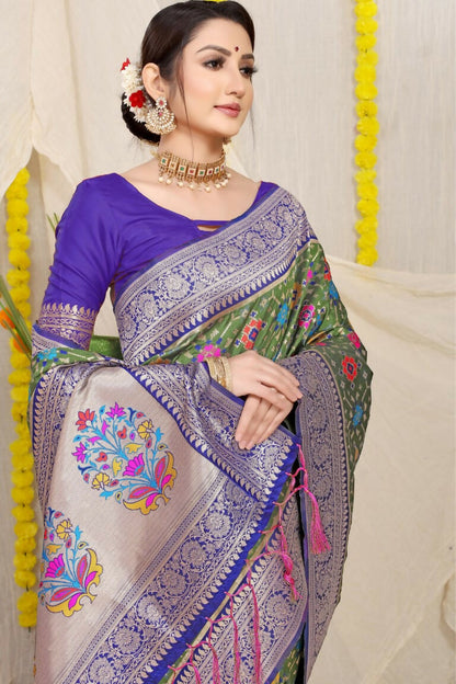 Jyoti Fashion Women's Green Patola Silk Zari Woven Saree with Blouse