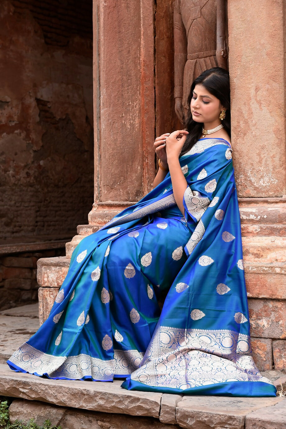 Joban Fashion Blue Banarasi Katan Pure Handloom Banarasi Silk Saree