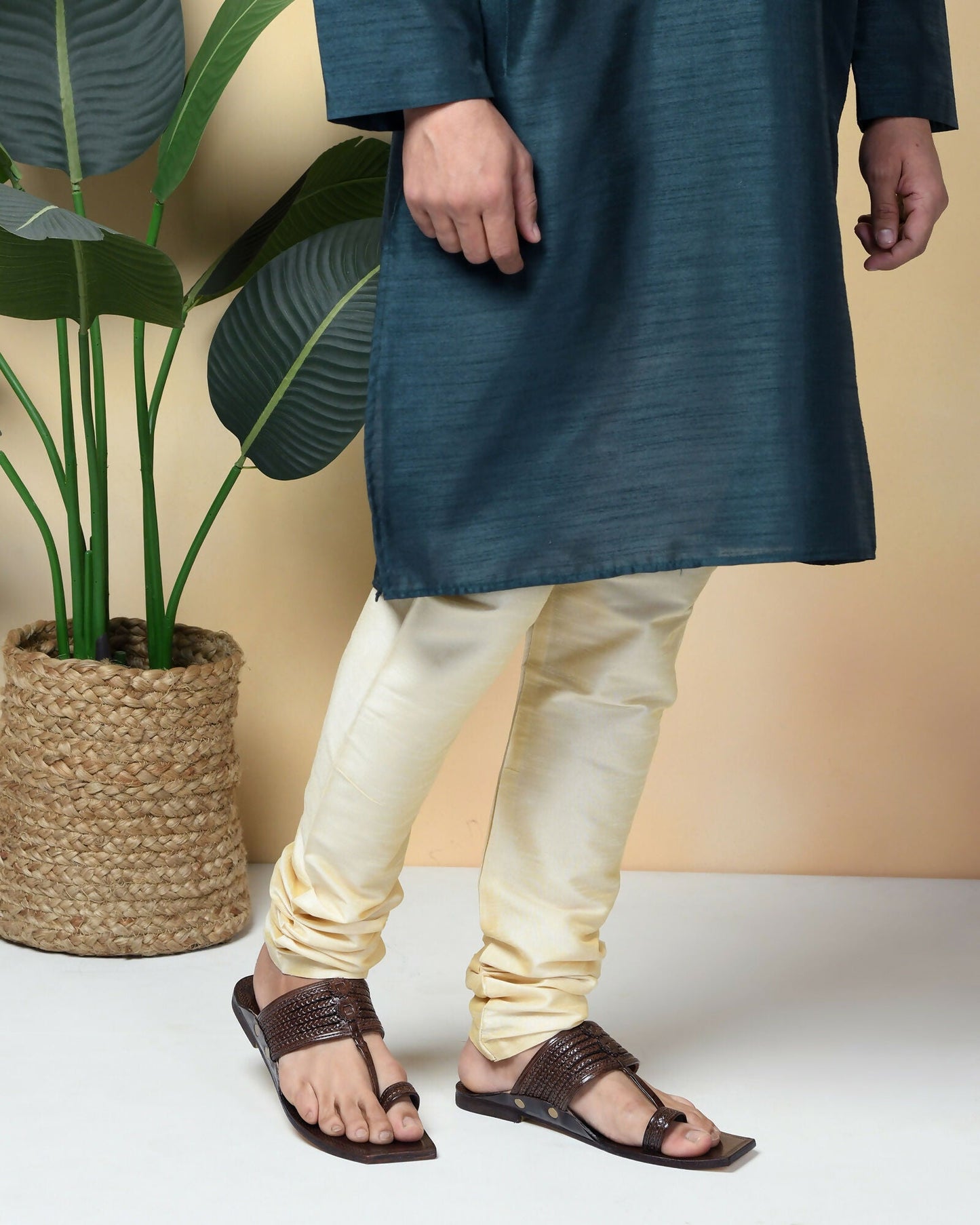 Stepsoft Men'S Brown Sqaure Toe Kolhapuri Chappal | Handcrafted Leather Slip-On Ethnic Footwear
