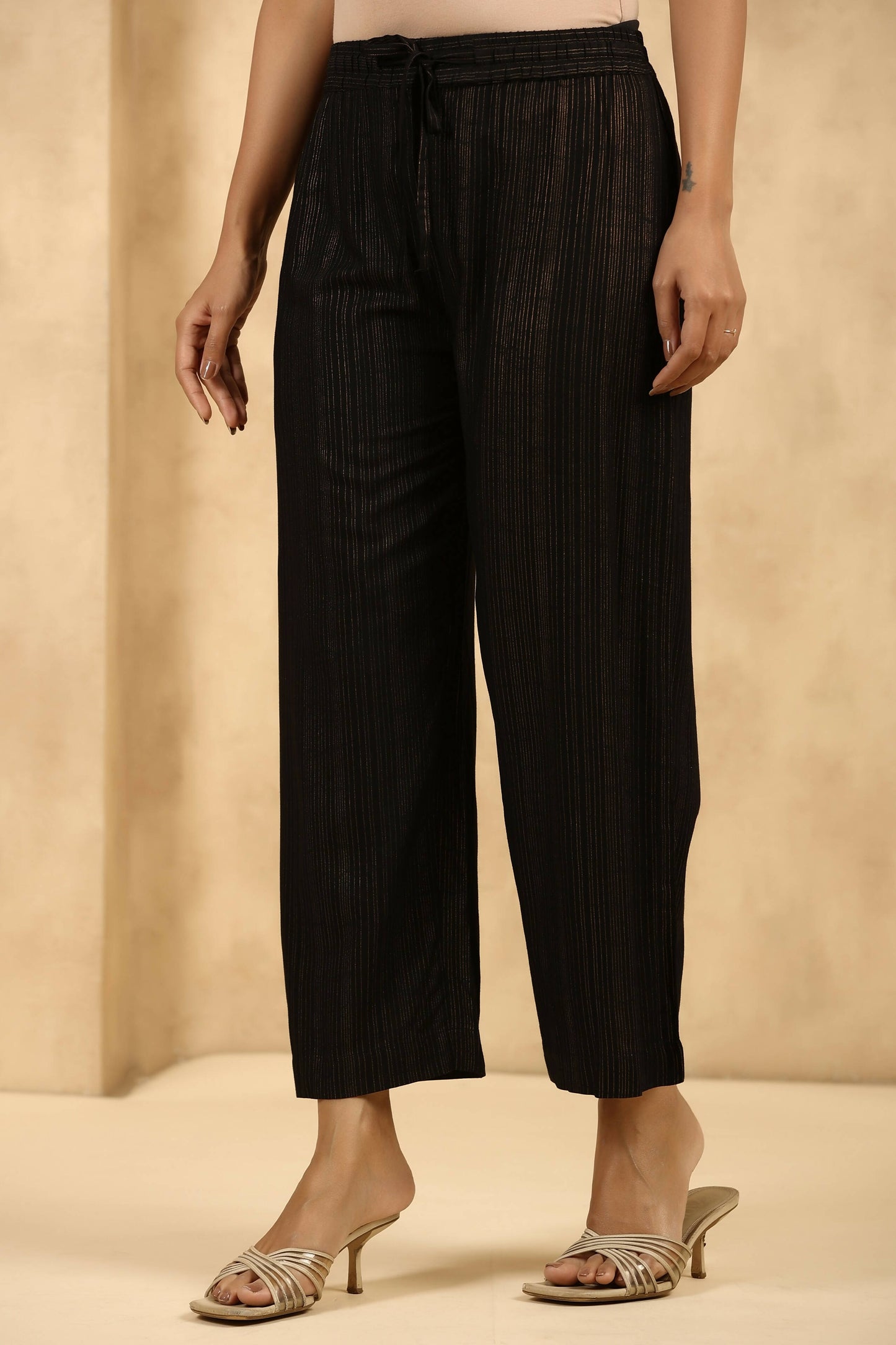 Juniper Women's Black Rayon Gold Printed Wide Leg Palazzo