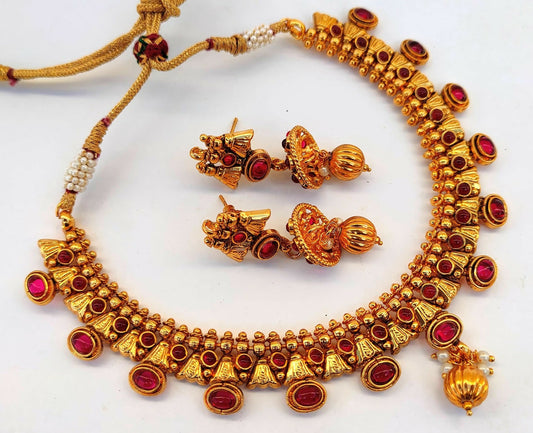 Kemp Antique Pink Necklace Set