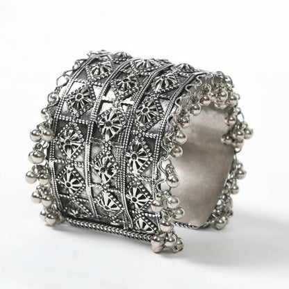 Mominos Fashion Joharkamal Oxidised Silver-Plated Ghungroo Handcraft Bracelet - Design 024