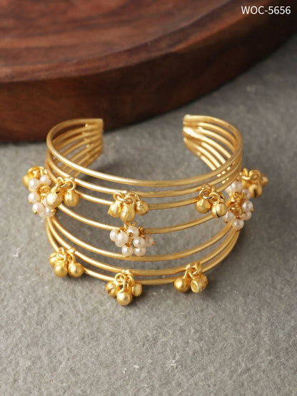 Mominos Fashion Johar Kamal Matt Golden Ghungroo Bracelet
