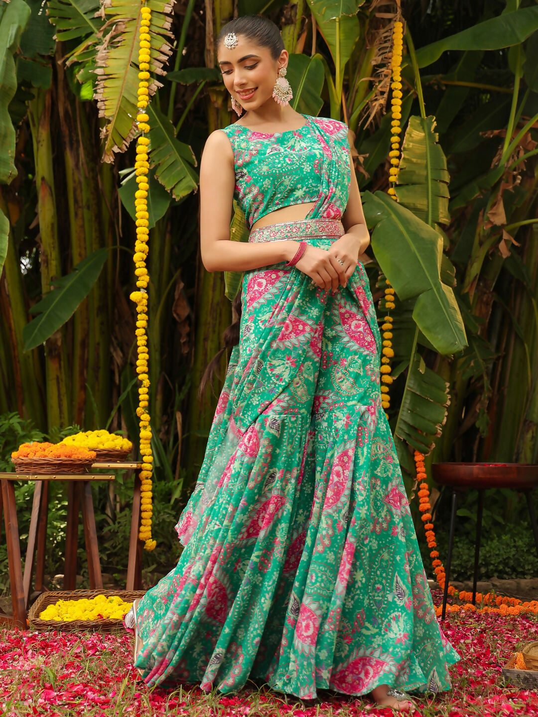 Janasya Green Georgette Floral Saree