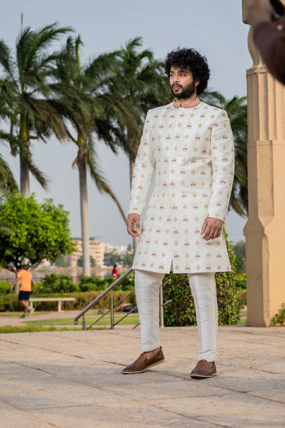 Irenic White Sherwani Set by Hilo Design