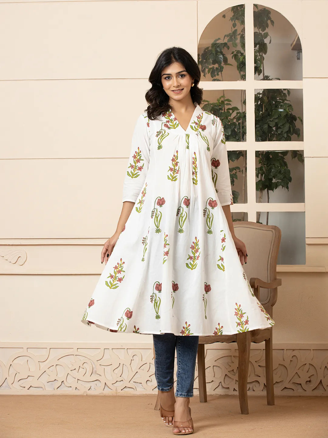 Yufta Pink & White Cotton Floral Print Aline Kurta
