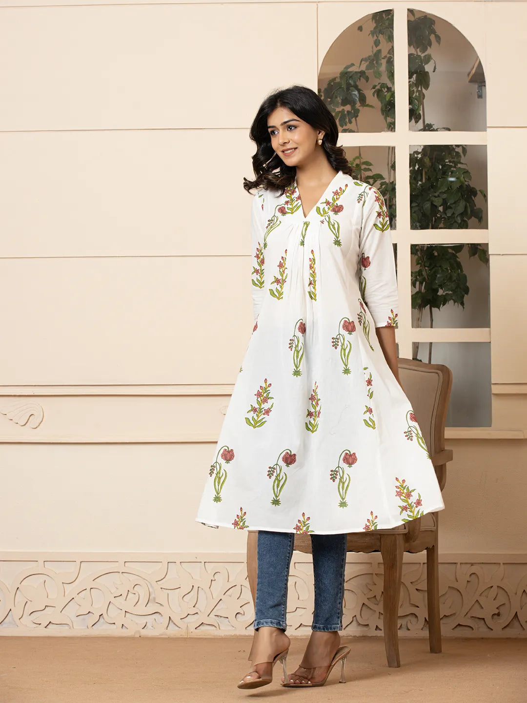 Yufta Pink & White Cotton Floral Print Aline Kurta