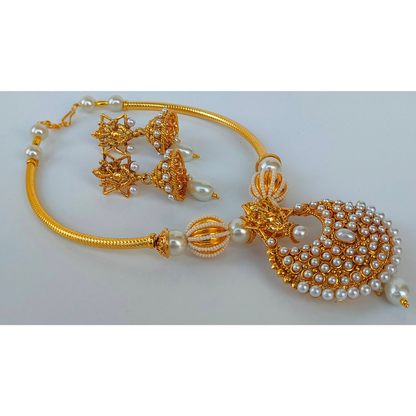 White Kemp Ganesh Temple Neckalce Set