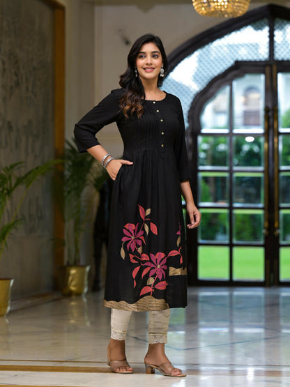 Juniper Women's Black Floral Printed Rayon Kurta With Button Closure