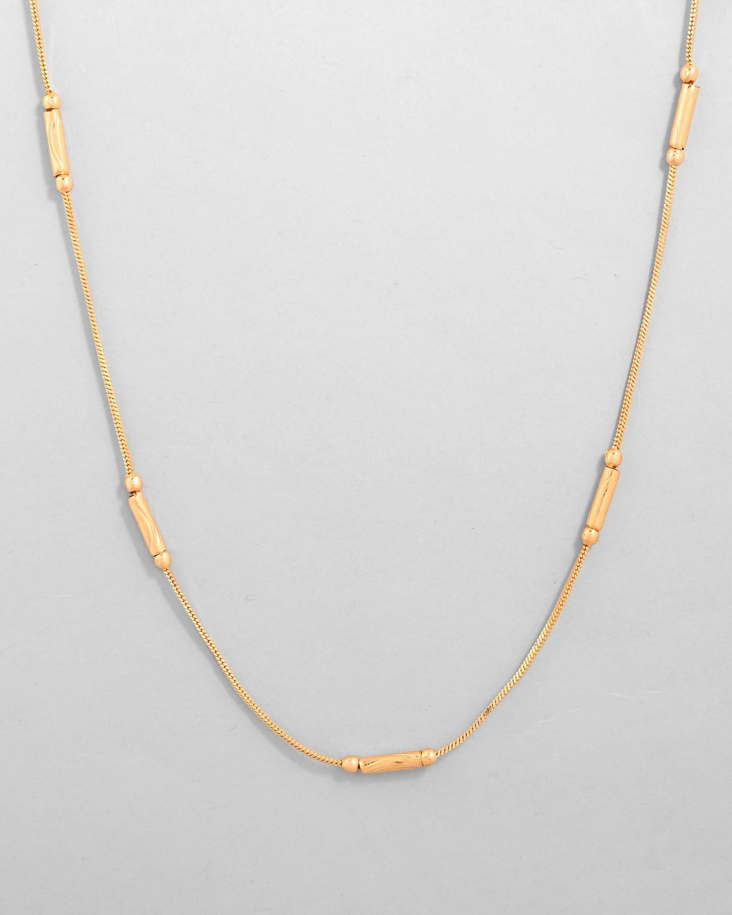 VOJ Gold-Polished Designer Chain With Gold Pipe