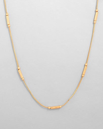 VOJ Gold-Polished Designer Chain With Gold Pipe