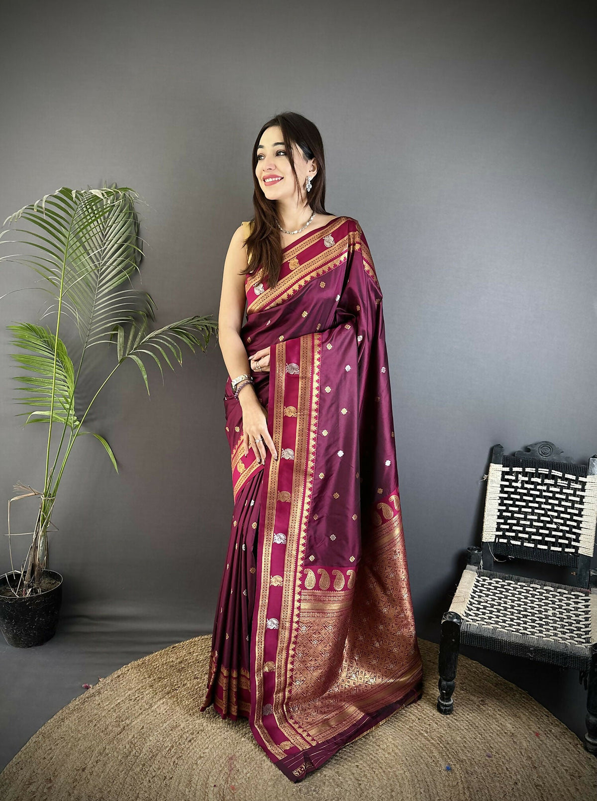 Joban Fashion Maroon Banarasi Soft Silk Woven Saree