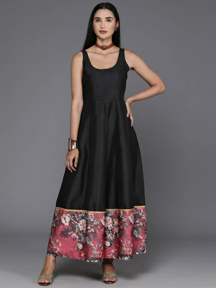 Ahalyaa Women's Traditional wear Ethnic Dress - Black