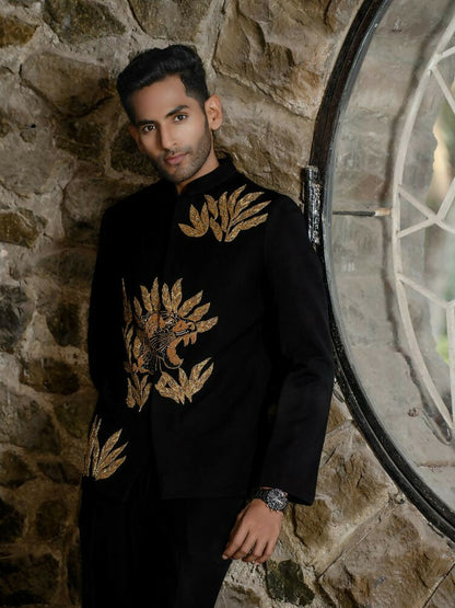 Black Bandhgala With Embroidery-Leaves by Hilo Design