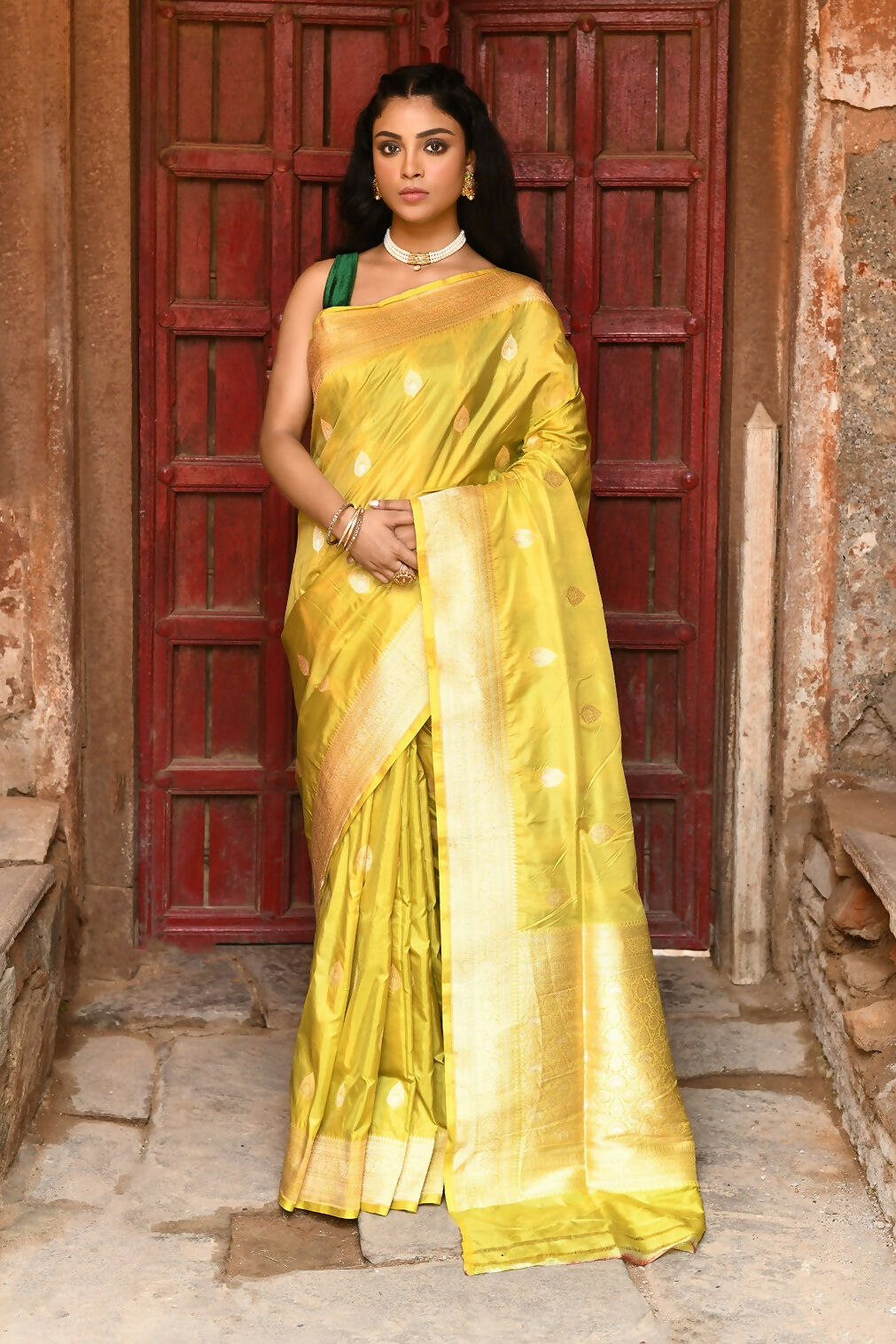 Joban Fashion Yellow Pure Katan Pure Handloom Banarasi Silk Saree