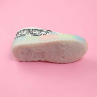 Tiny Bugs Girls Leaf Printed Slip Ons Sneakers - White