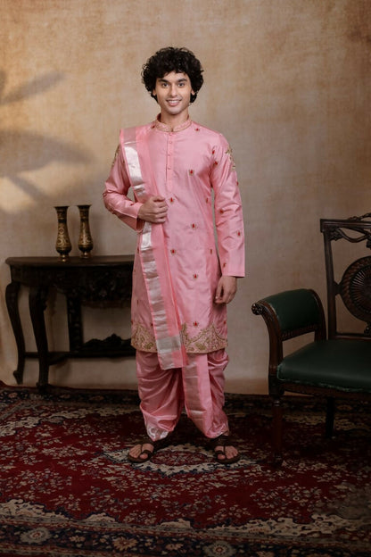 Kanjivaram Pattu Pink Srinivasa Kanjivaram By Hilo Design