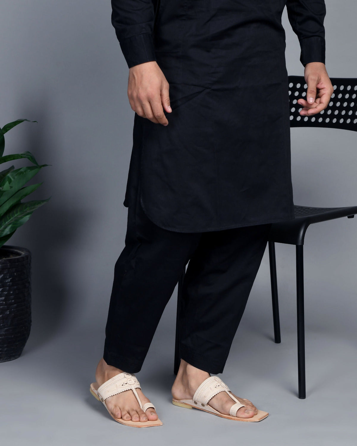 Stepsoft Men'S Cream Kolhapuri Chappal | Ethnic Leather Slip-On For Wedding & Festive Wear