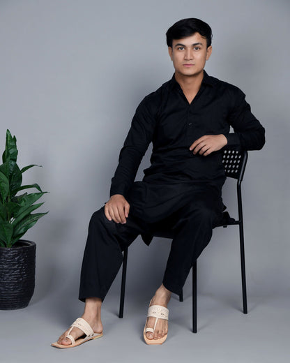 Stepsoft Men'S Cream Kolhapuri Chappal | Ethnic Leather Slip-On For Wedding & Festive Wear