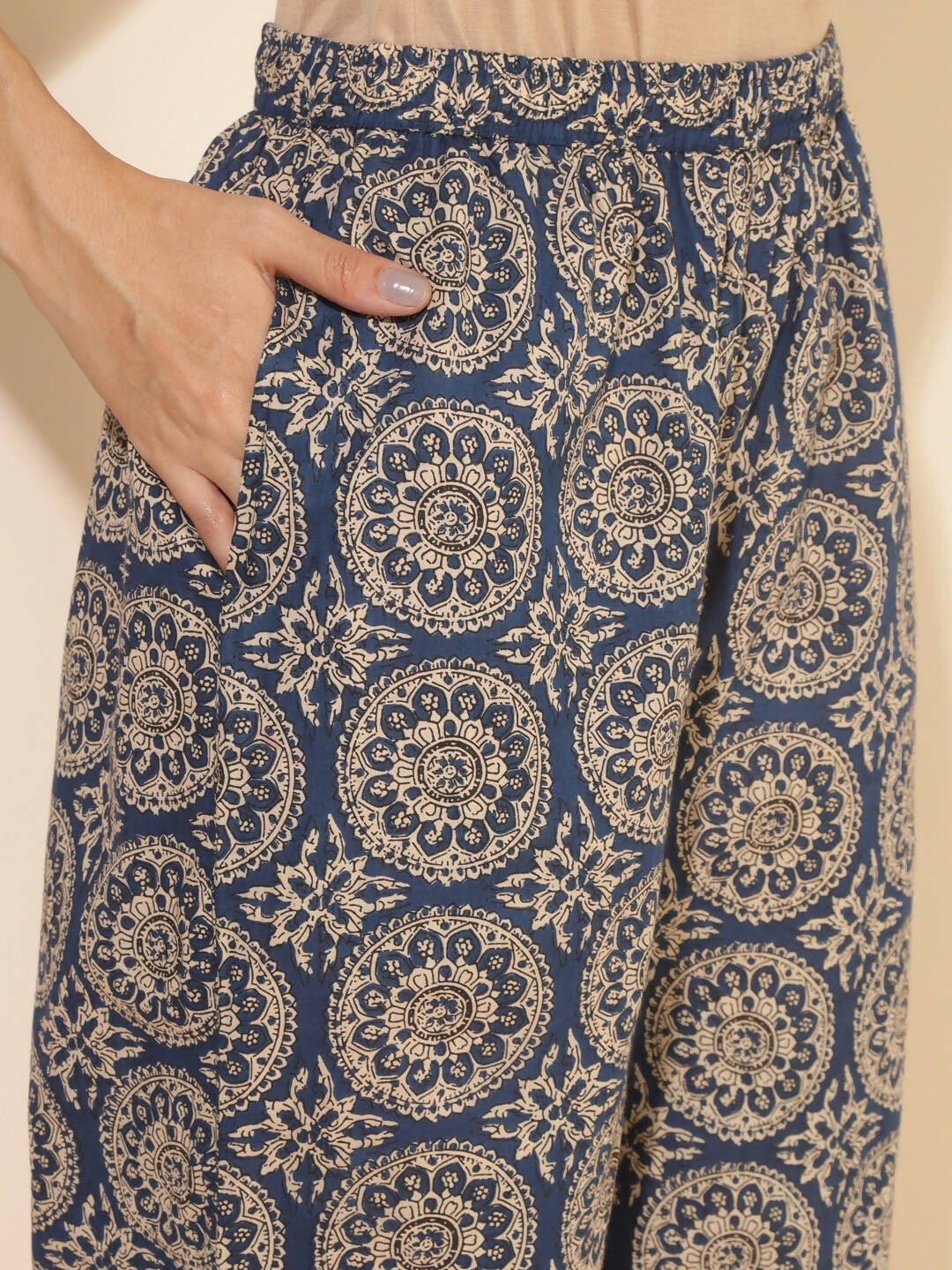 Janasya Women's Blue Cotton Ethnic Motifs Casual Regular Co-ords