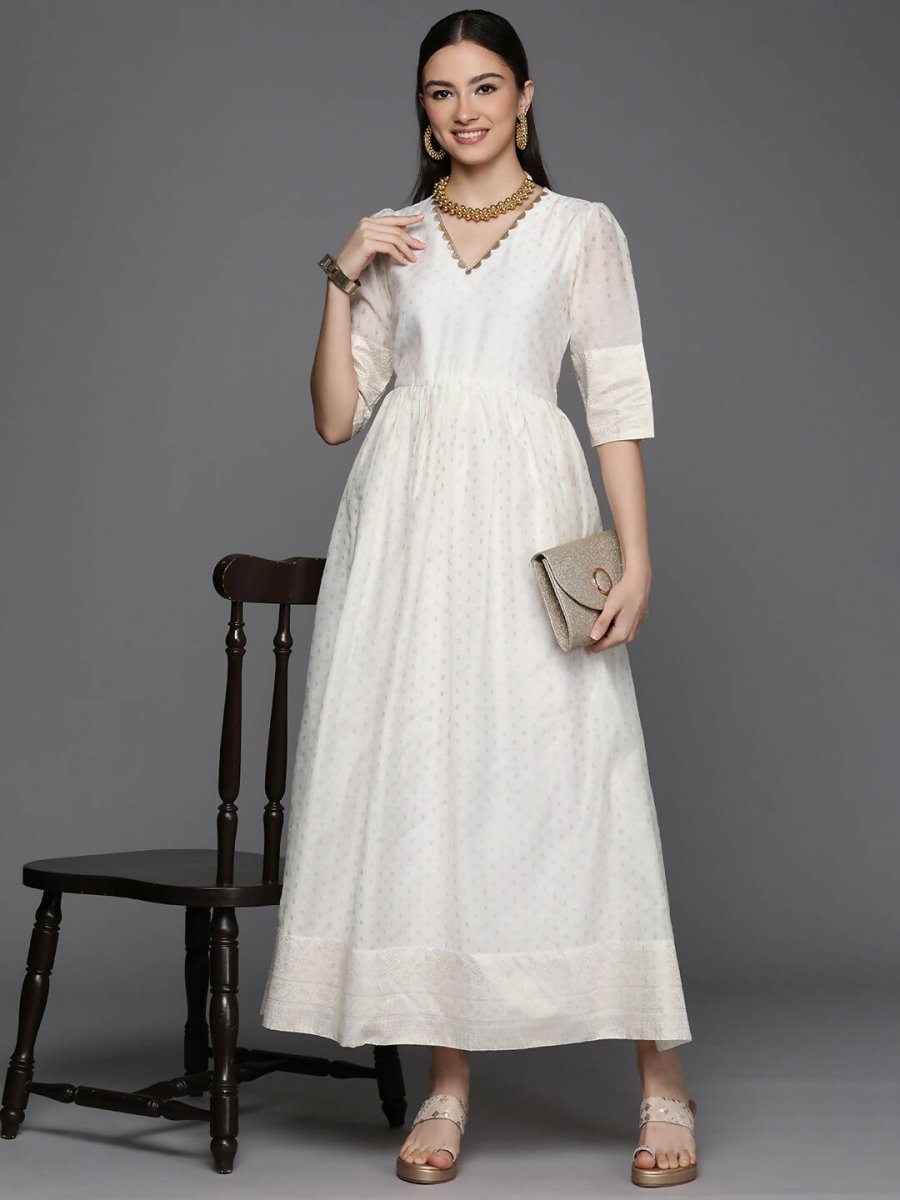 Ahalyaa Women's Off white Chanderi Gold Pasted Dress