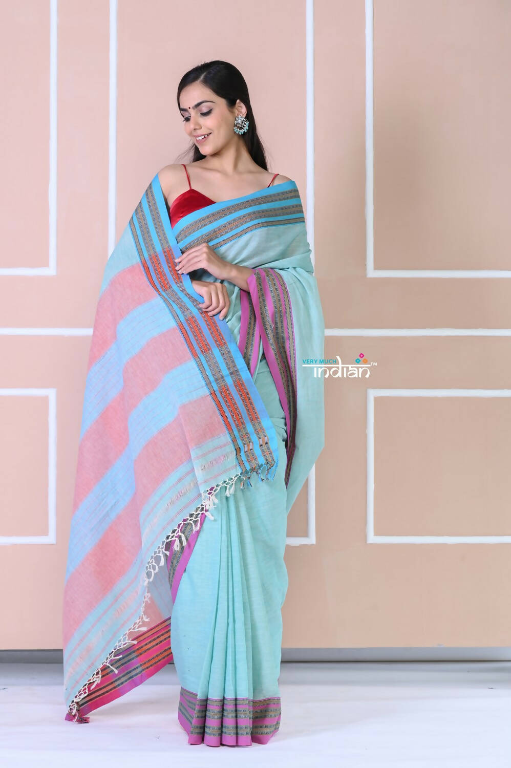 Very Much Indian Traditional Patteda Anchu Ilkal Handloom Saree - Sky Blue
