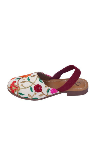 Tiny Bugs Girls Embroidered Strap Ethnic Jutis-Beige