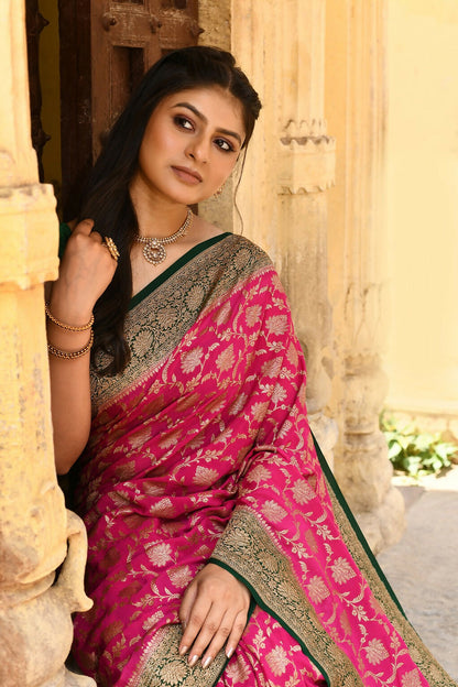 Joban Fashion Pink Crepe Chiffon Pure Handloom Banarasi Silk Saree