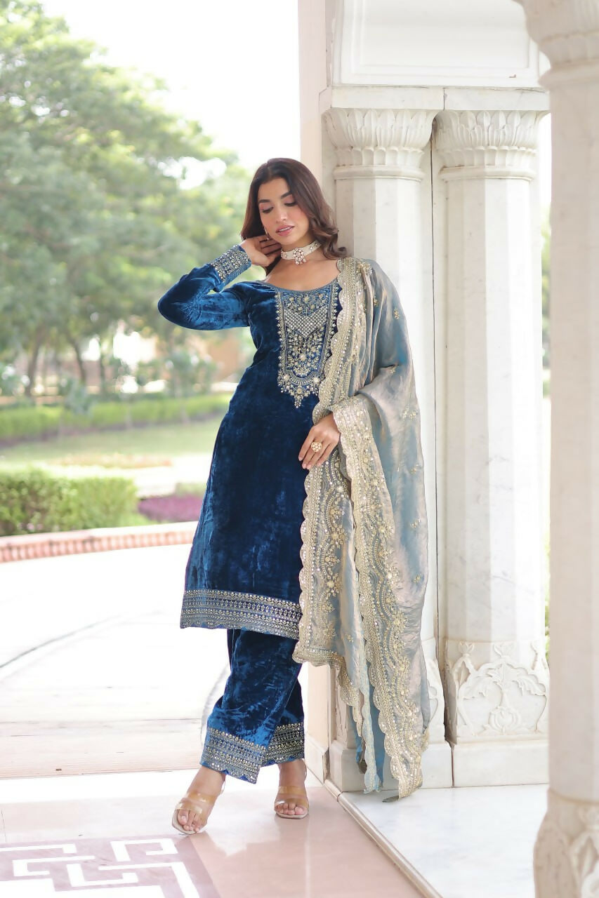 Vastranavya Morpeach Velvet With Rich Sequins & Zari Embroidered Work Top-Bottom With Dupatta
