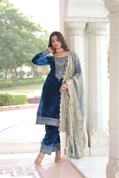 Vastranavya Morpeach Velvet With Rich Sequins & Zari Embroidered Work Top-Bottom With Dupatta