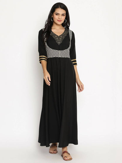 Ahalyaa Women's Black Crepe Printed Kurta