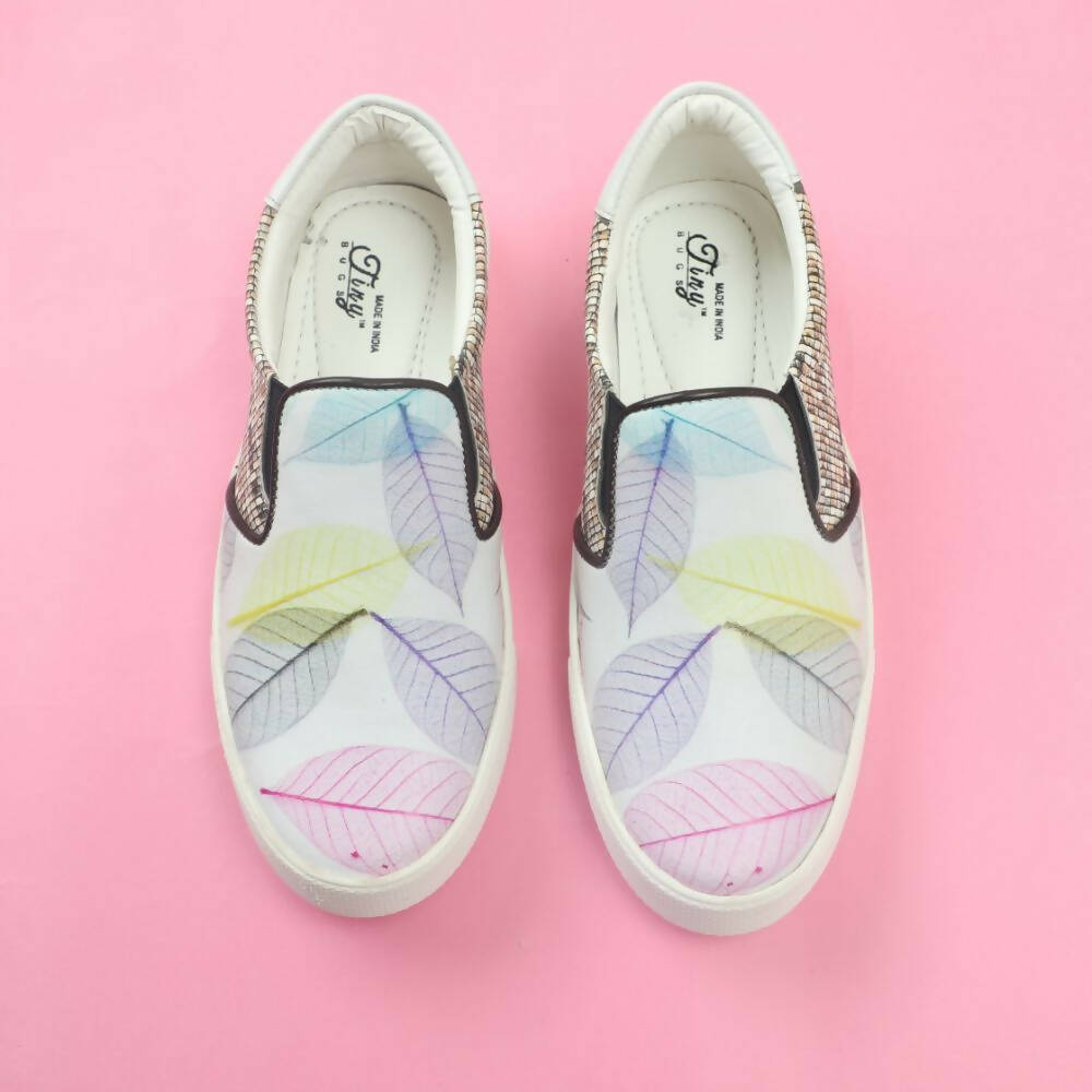 Tiny Bugs Girls Leaf Printed Slip Ons Sneakers - White