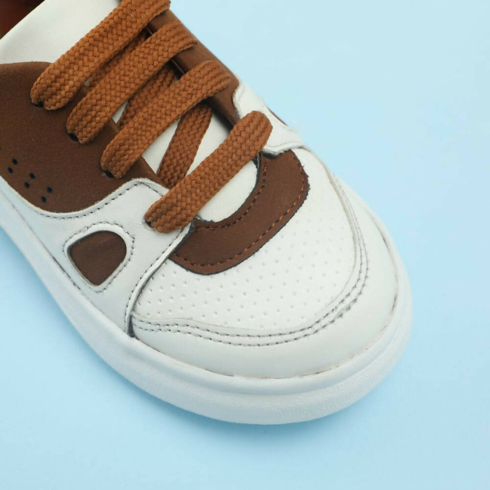Tiny Bugs Boys Lace Up Casual Shoes - White & Brown