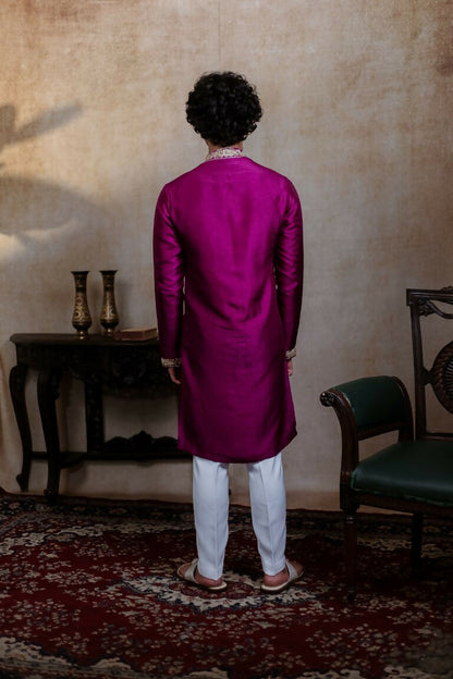 Falling Raw Silk Magenta Perple Rajyog Kurta Set By Hilo Design
