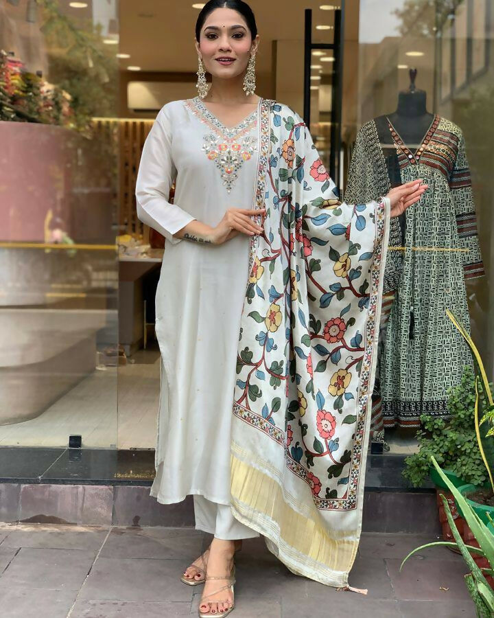 The52 Off White Women's Gorgeous Embroidered Viscose Chanderi Fabric Straight Kurta Pant with Dupatta Set