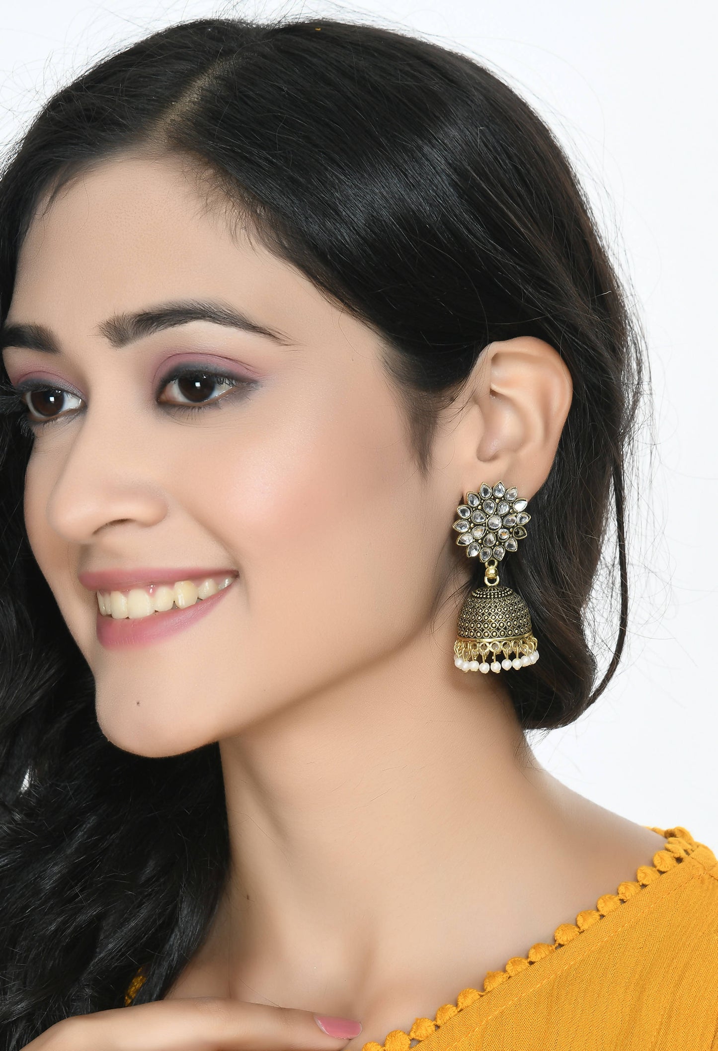 Mominos Fashion Johar Kamal Beautiful Kundan Work Jhumka With White Beads